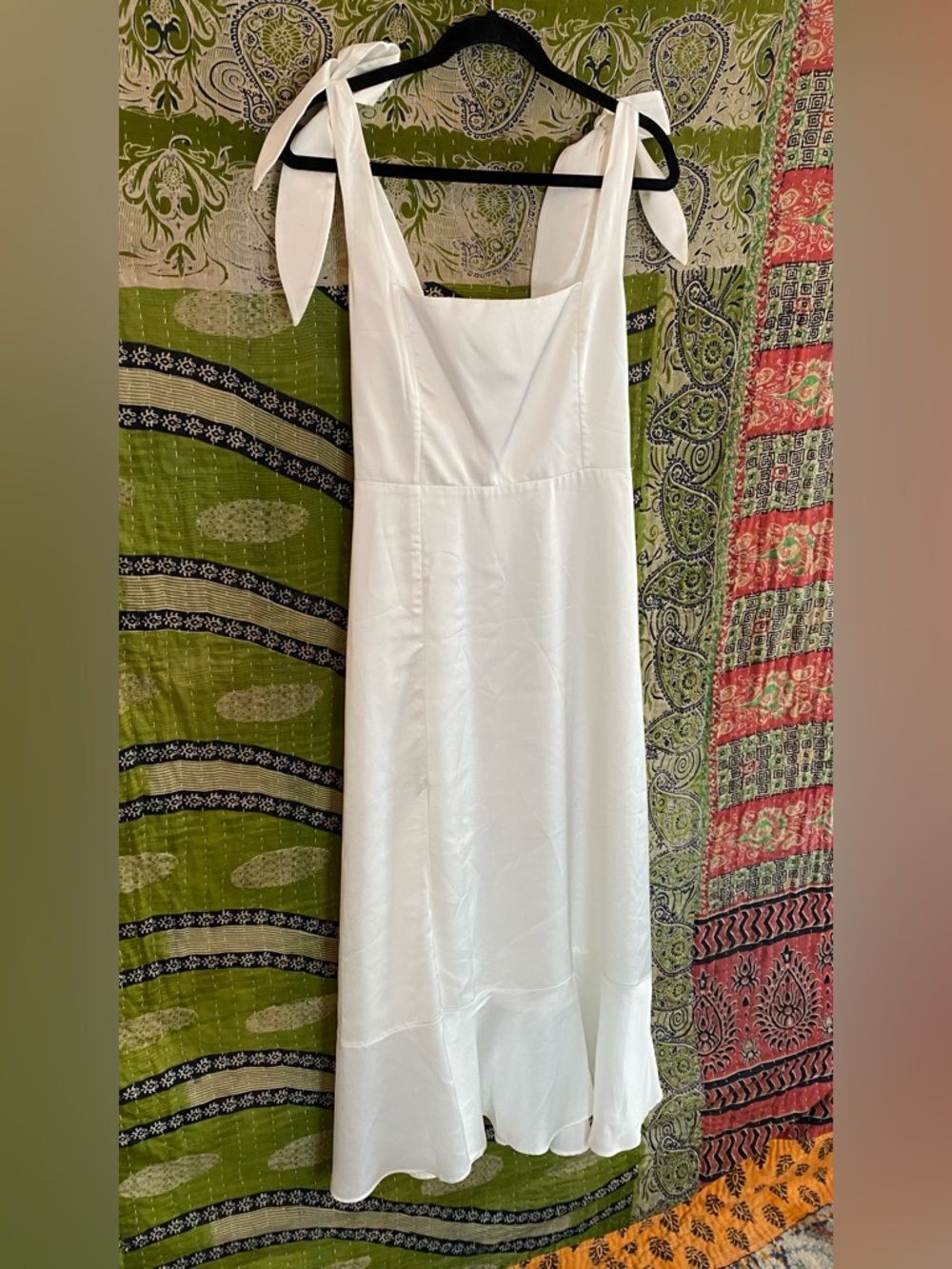 Show Me Your Mumu Ivory Luxe Satin Garden Midi Dress Size Medium Soft Girl - Picture 4 of 14